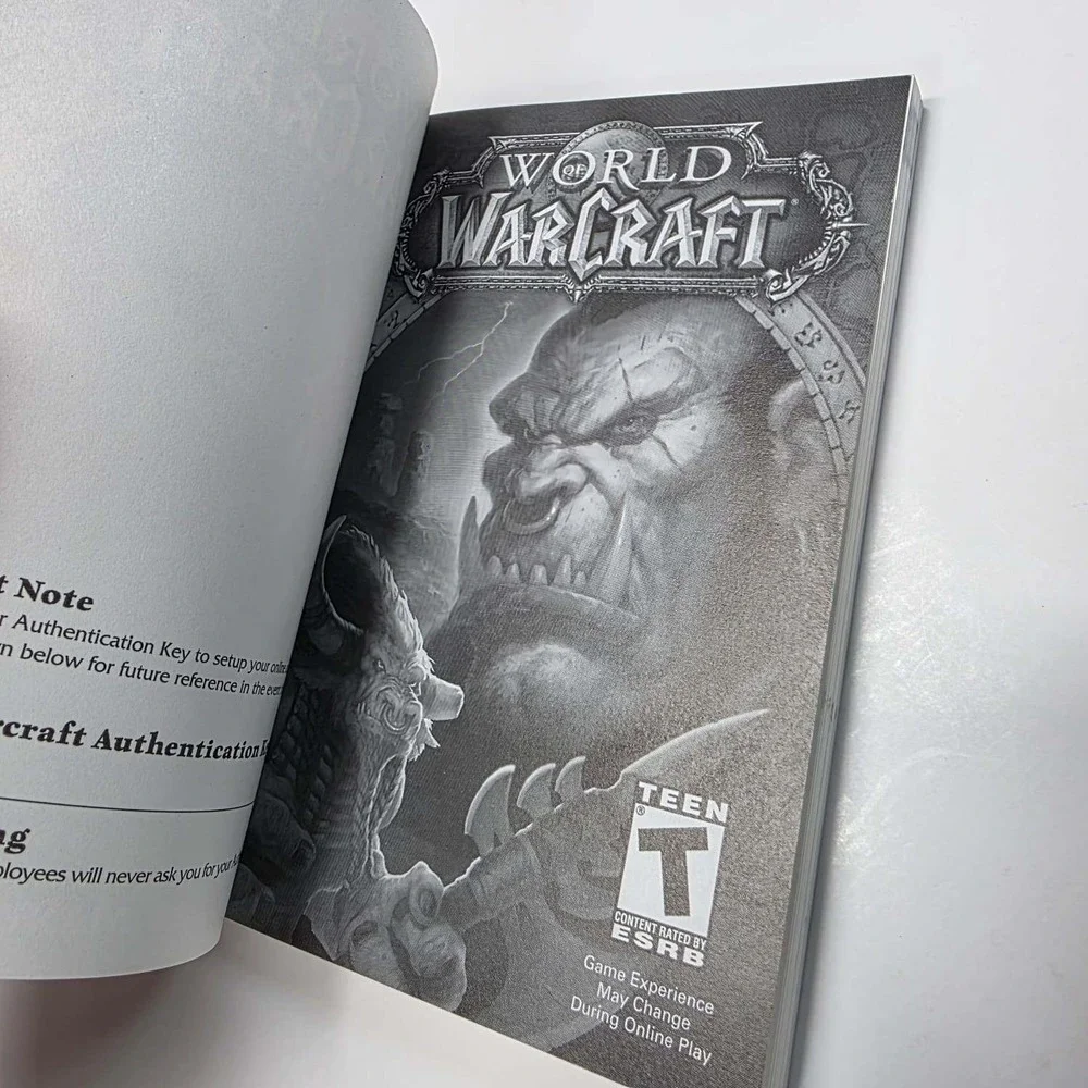 World of Warcraft PC Game Manual Blizzard Entertainment 2004-2007 Orc Tauren Art